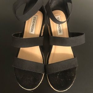 Steve Madden kids sandals